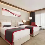Ramada By Wyndham Beylikduzu 5*