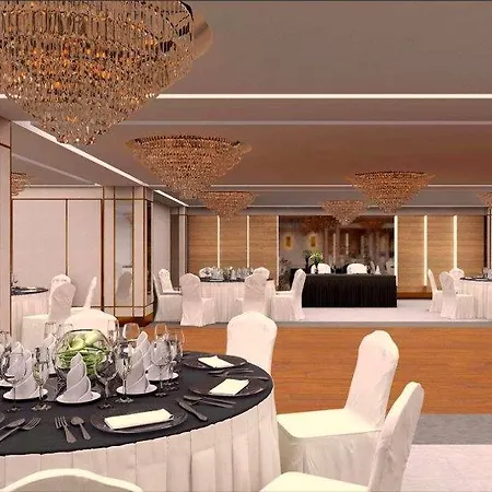 Ramada By Wyndham Beylikduzu Отель