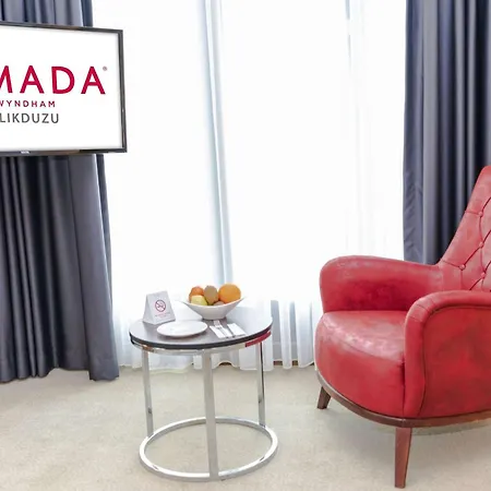 Ramada By Wyndham Beylikduzu 호텔