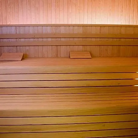 Hotel Ramada By Wyndham Beylikduzu 4*