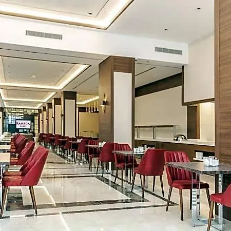 Hotel Ramada By Wyndham Beylikduzu 4*