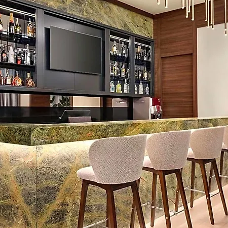 Hotel Ramada By Wyndham Beylikduzu