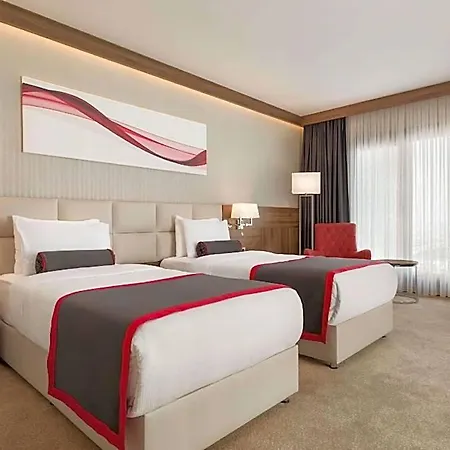 Hotel Ramada By Wyndham Beylikduzu Estambul