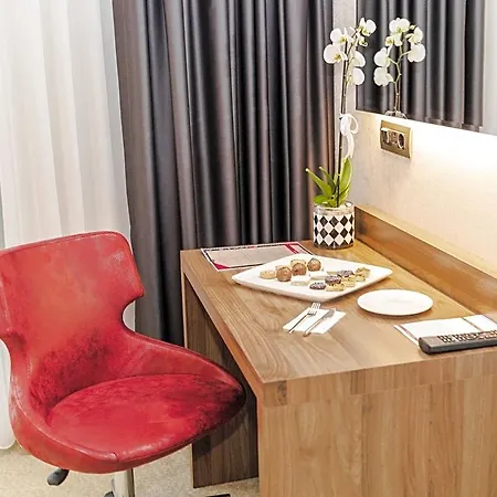 Ramada By Wyndham Beylikduzu Hotel