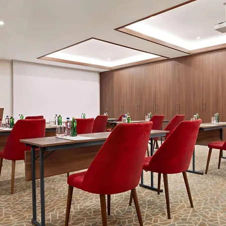 Hotel Ramada By Wyndham Beylikduzu 5*