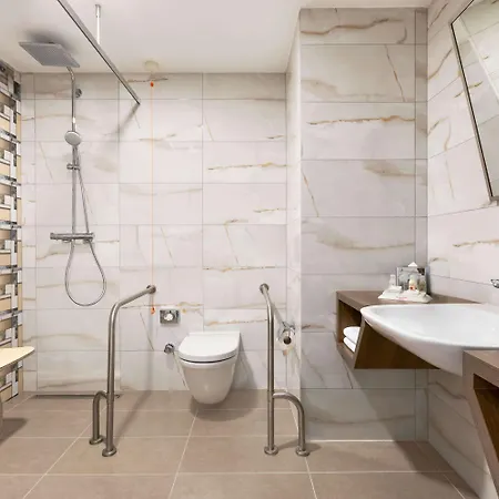 Ramada By Wyndham Beylikduzu 5* Estambul